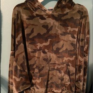 cozy american eagle camo hoodie